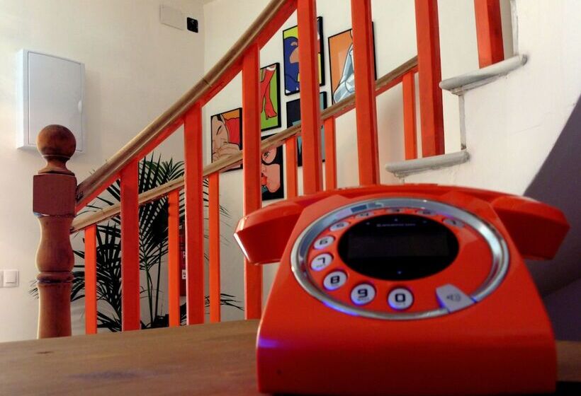 Chinitas Urban Hostel