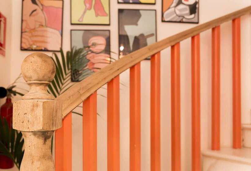 Chinitas Urban Hostel