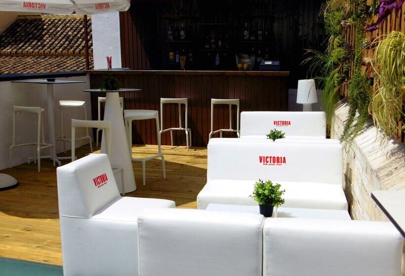 Chinitas Urban Hostel