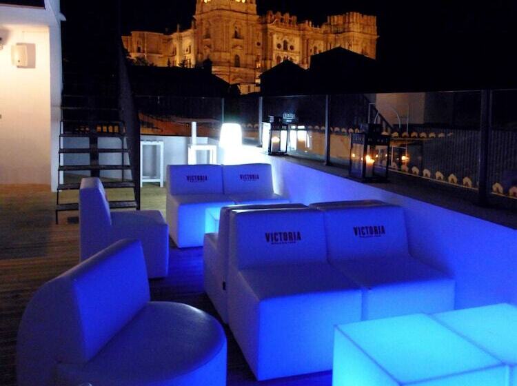 Chinitas Urban Hostel