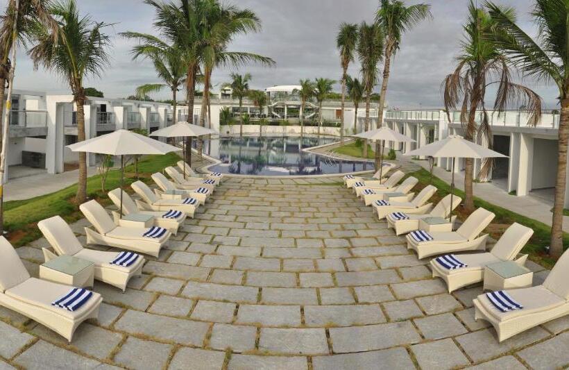 Grande Bay Resort And Spa Mamallapuram