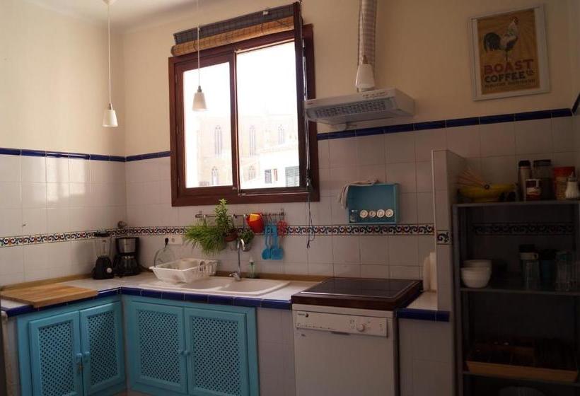 Hostel Pura Vida - Albergue Juvenil