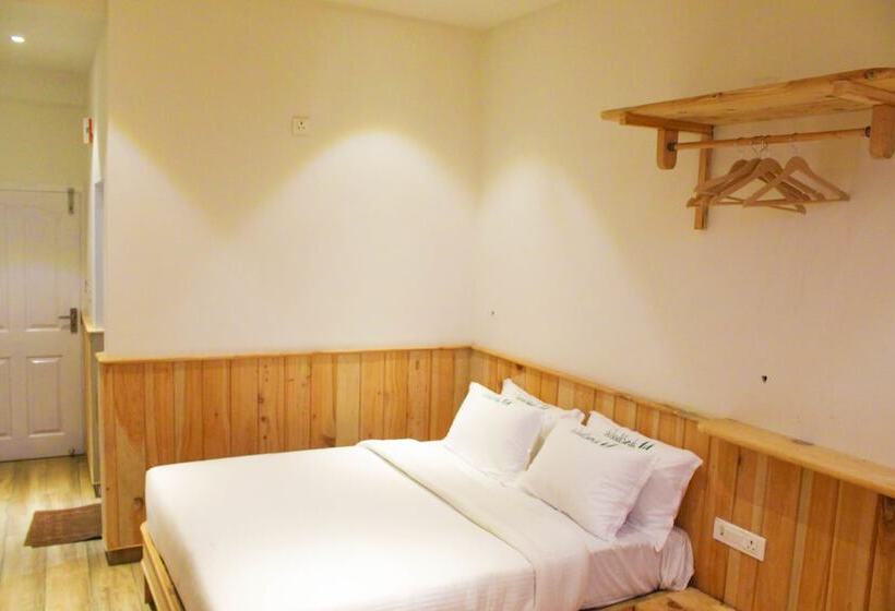 בית מלון כפרי Al Woodlands Residency