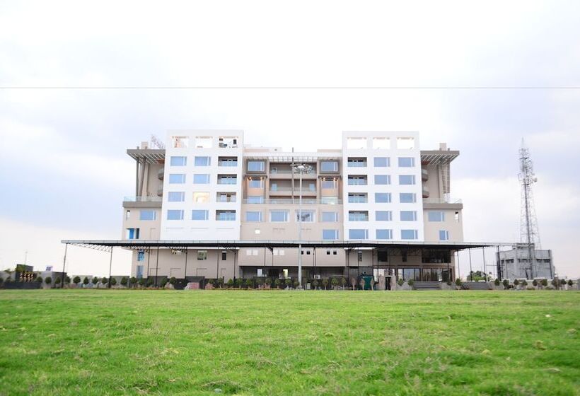 فندق Anjushree Ujjain