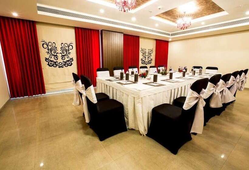 فندق Anjushree Ujjain