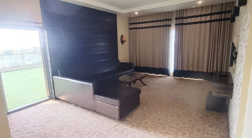 فندق Anjushree Ujjain