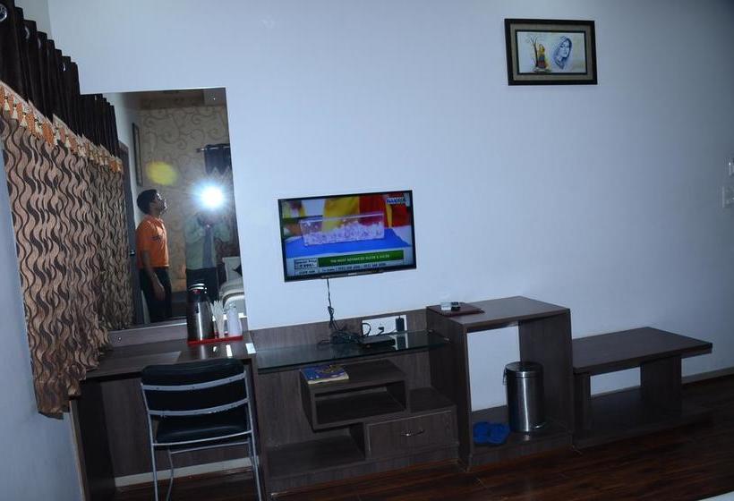 בית מלון כפרי Ar Excellency