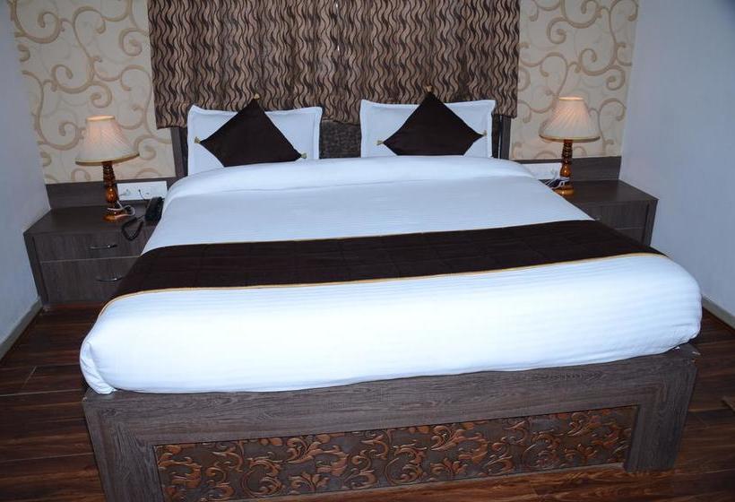 בית מלון כפרי Ar Excellency