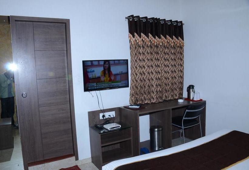 בית מלון כפרי Ar Excellency