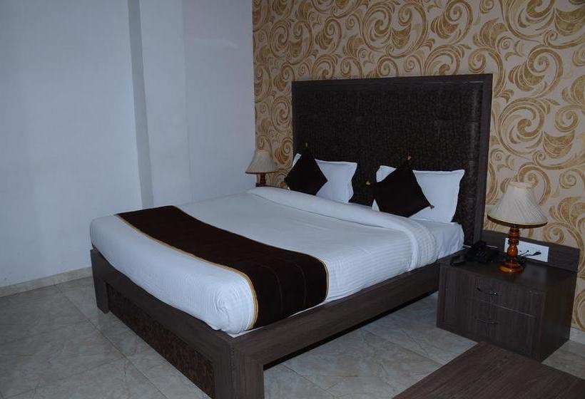 בית מלון כפרי Ar Excellency