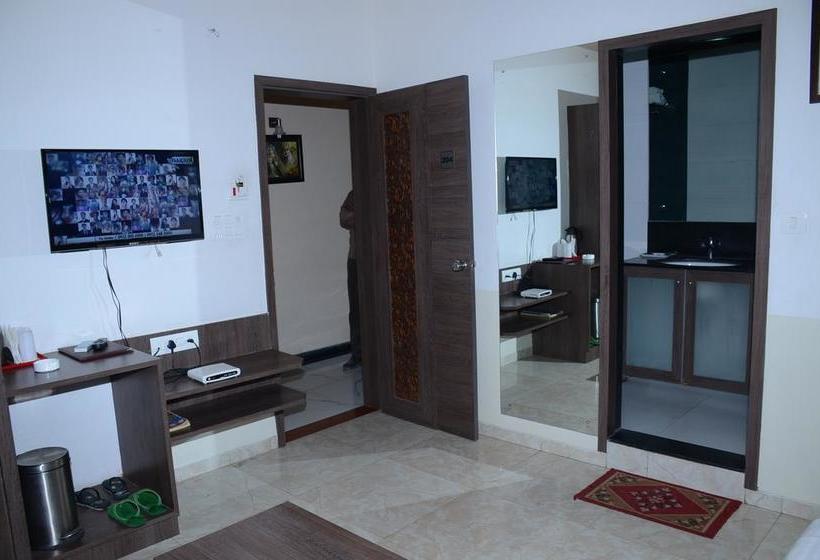 בית מלון כפרי Ar Excellency