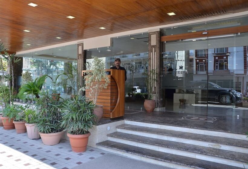 Отель Best Western Swing High Katra