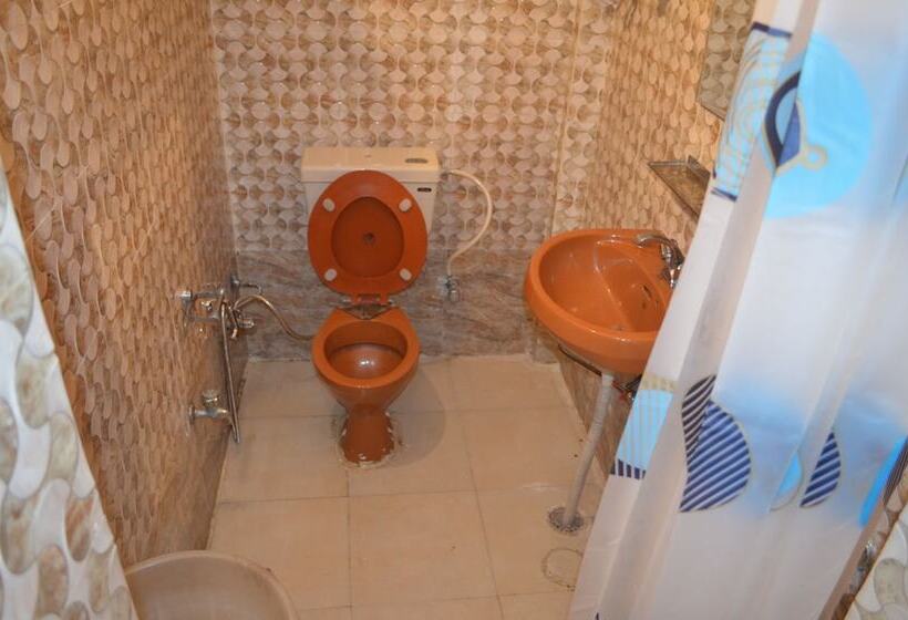 酒店 Centre Point Resorts And Club