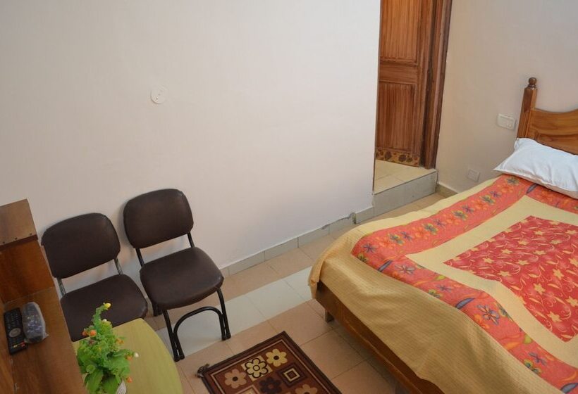 酒店 Centre Point Resorts And Club