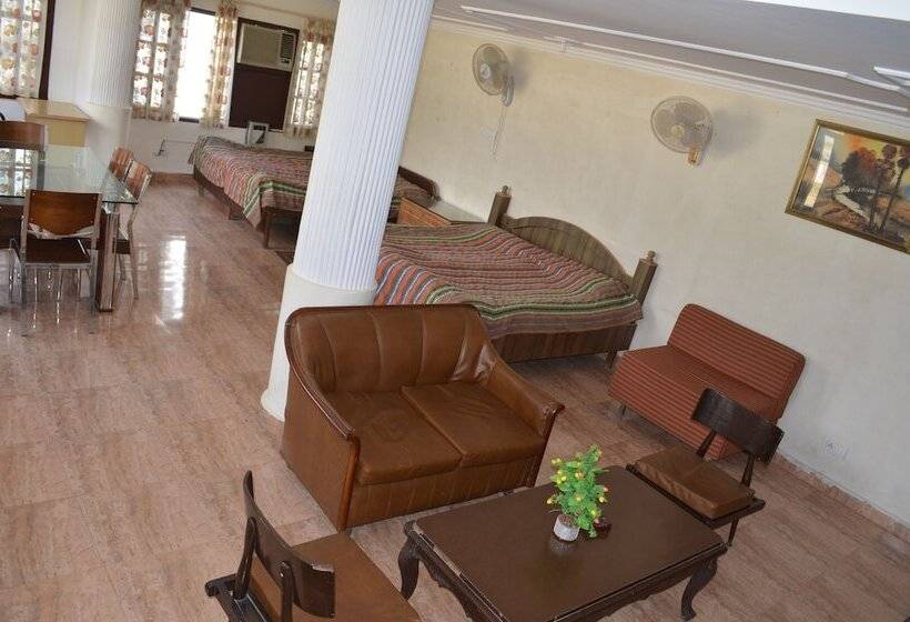 酒店 Centre Point Resorts And Club