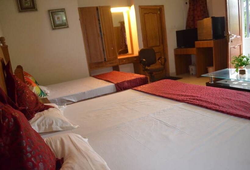 酒店 Centre Point Resorts And Club