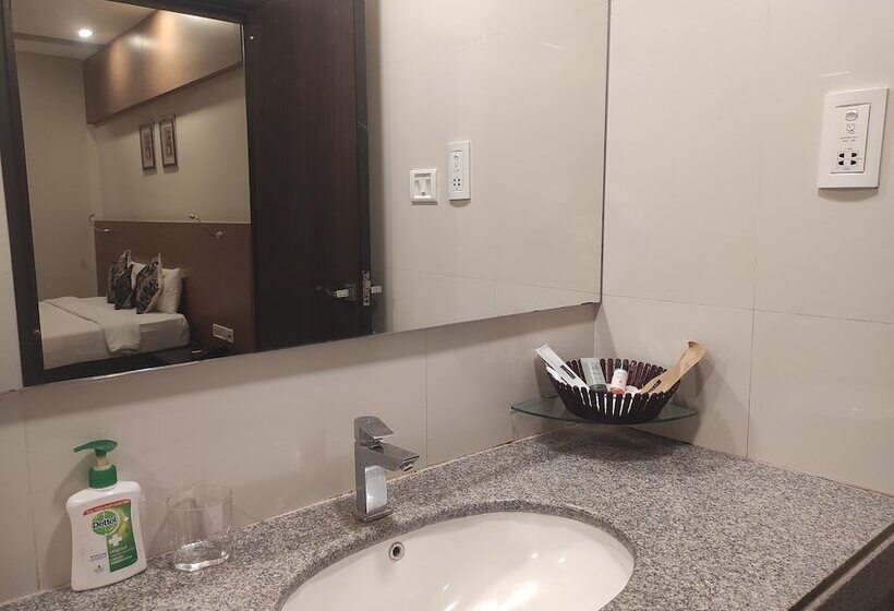 هتل Dibrugarh Club House