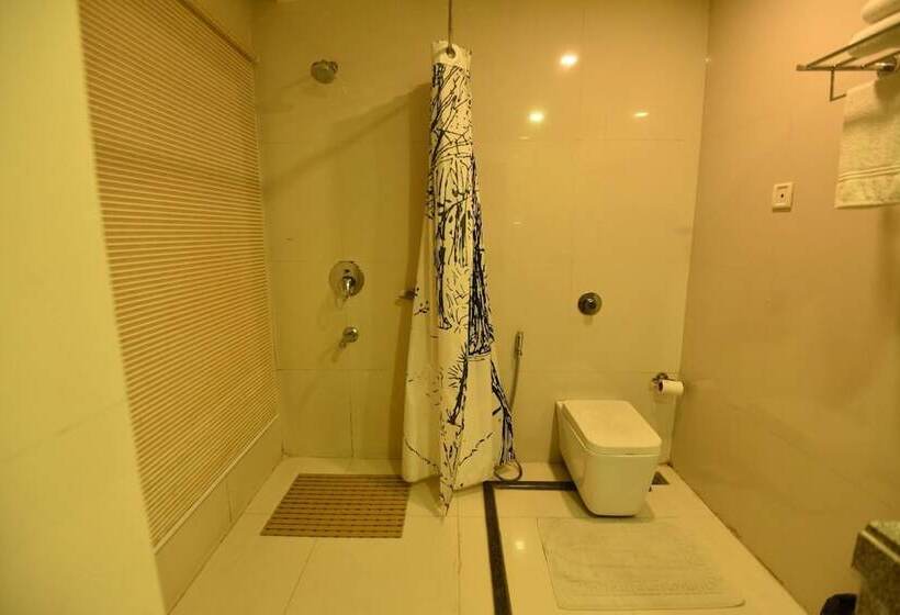 هتل Dibrugarh Club House