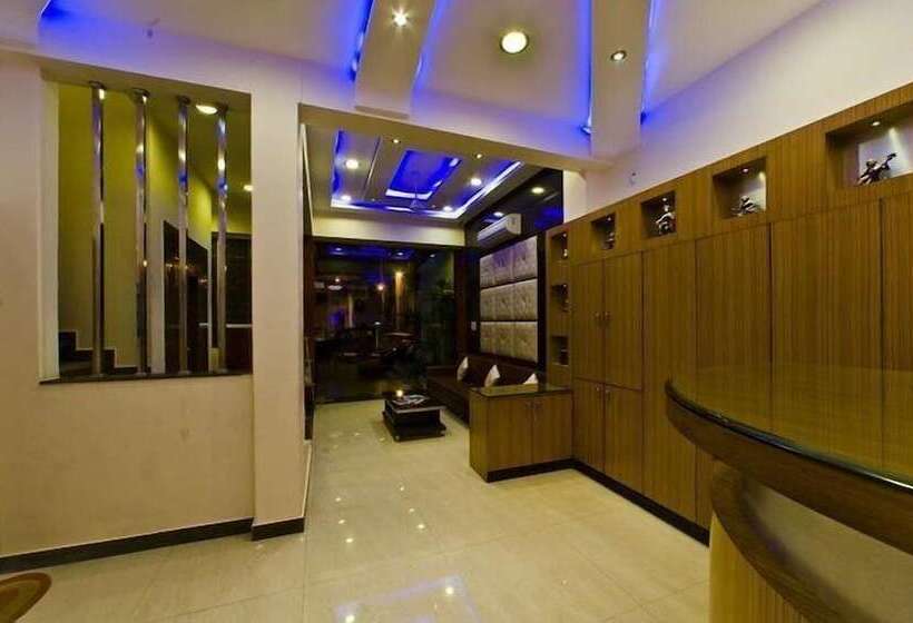 בית מלון כפרי Durga Silverline