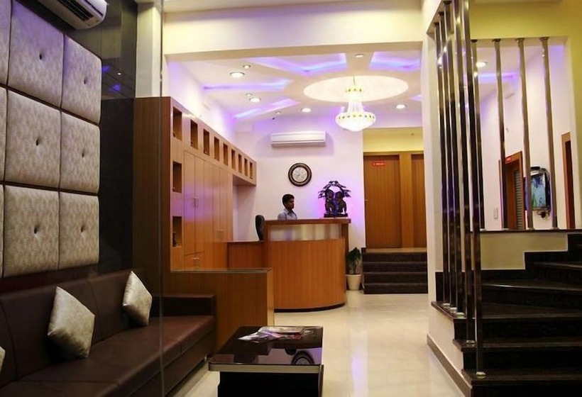 בית מלון כפרי Durga Silverline