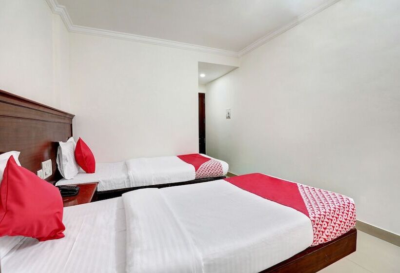 בית מלון כפרי Everest Comforts