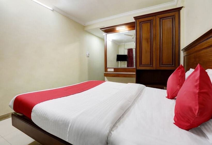 בית מלון כפרי Everest Comforts