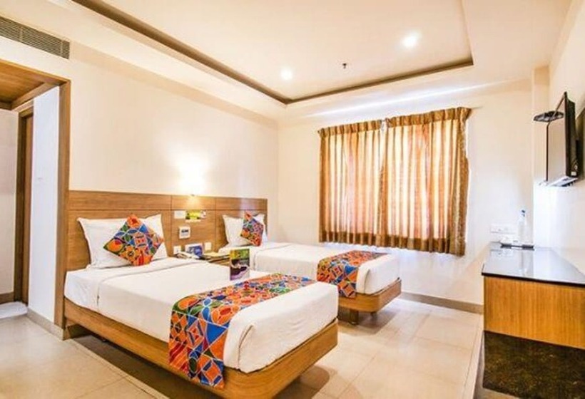 Fabhotel Prime Royal Castle   Nr Coimbatore North Railway Station