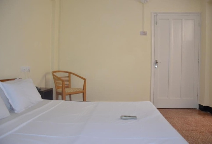 酒店 Ferreira Resort