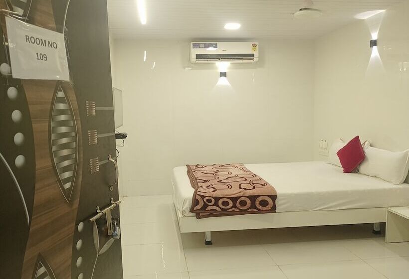 فندق Geetanjali St Bus Stand Panvel