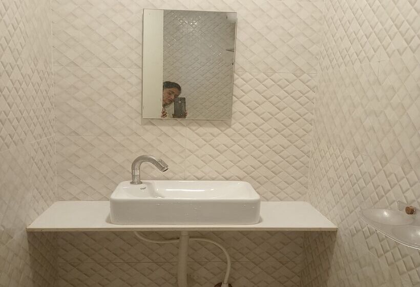 فندق Geetanjali St Bus Stand Panvel