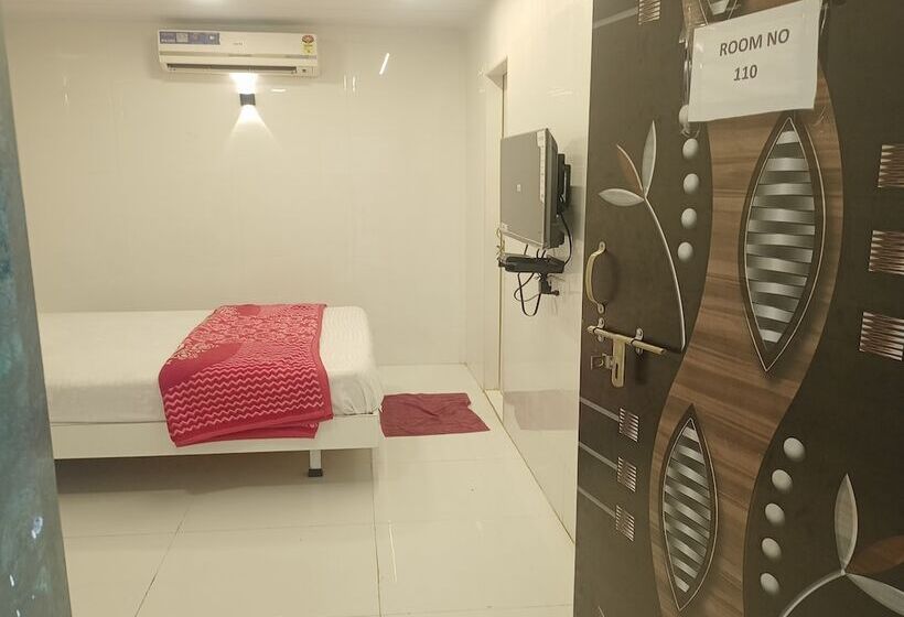 فندق Geetanjali St Bus Stand Panvel