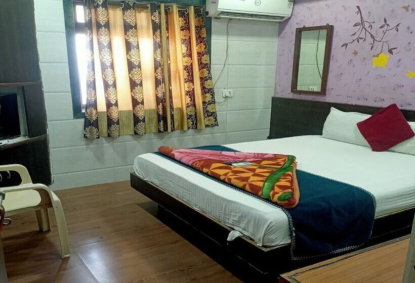 فندق Geetanjali St Bus Stand Panvel