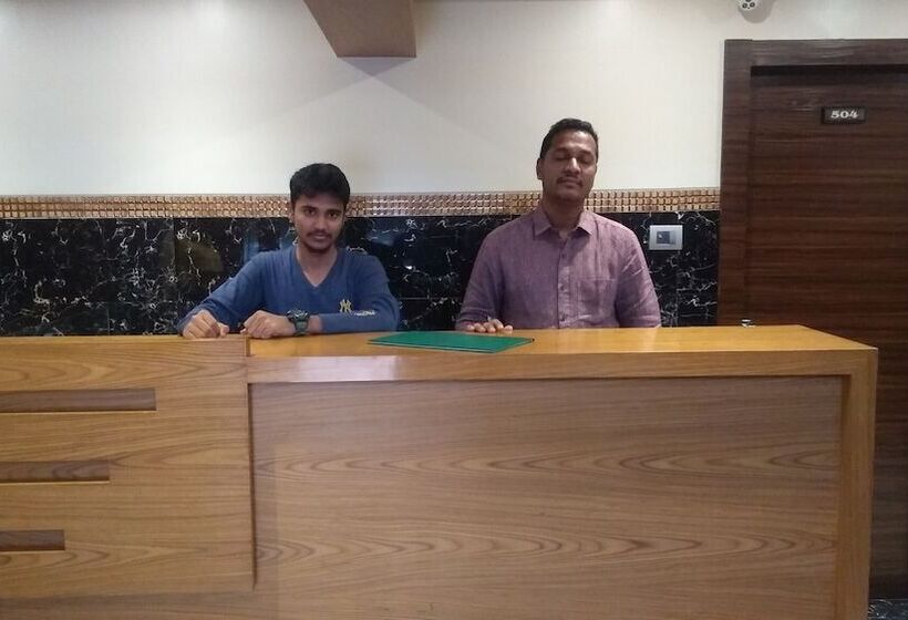 酒店 Karishma Dadar