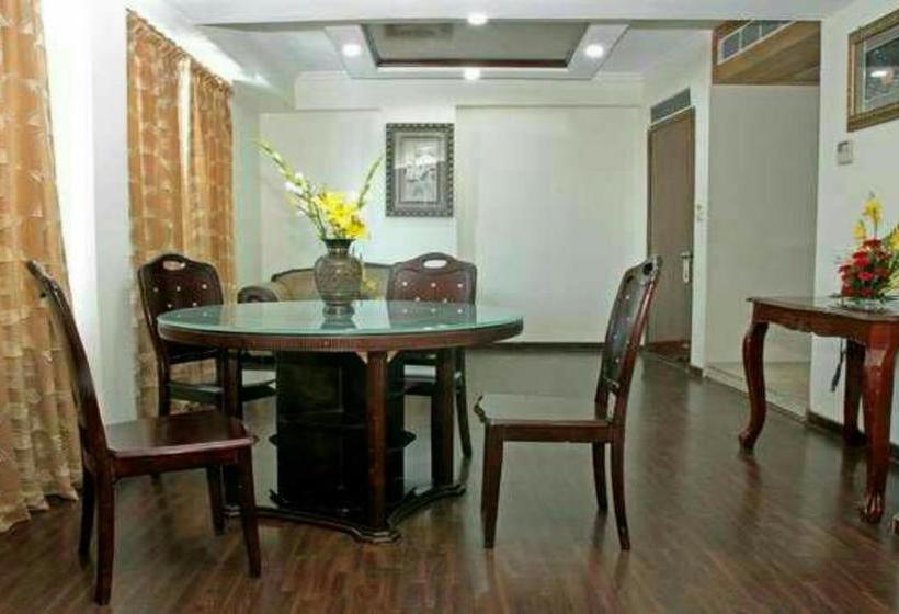 ホテル Kashmir Inn