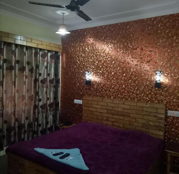ホテル Kashmir Inn