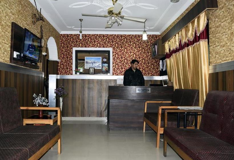 ホテル Kashmir Inn