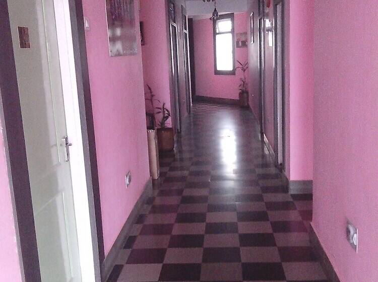 هتل Mahalaxmi Indo Myanmar