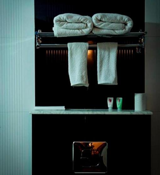 호텔 New Rainbow Business