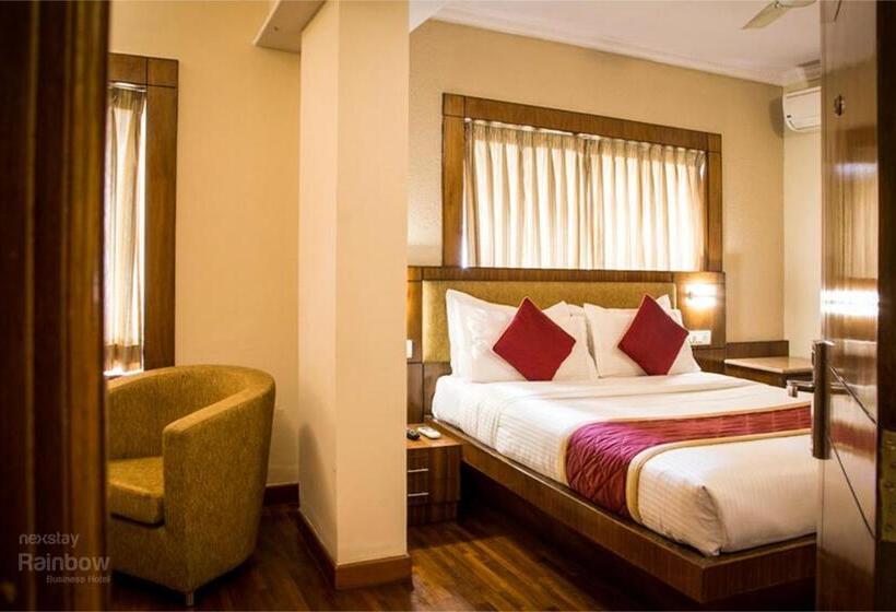 호텔 New Rainbow Business