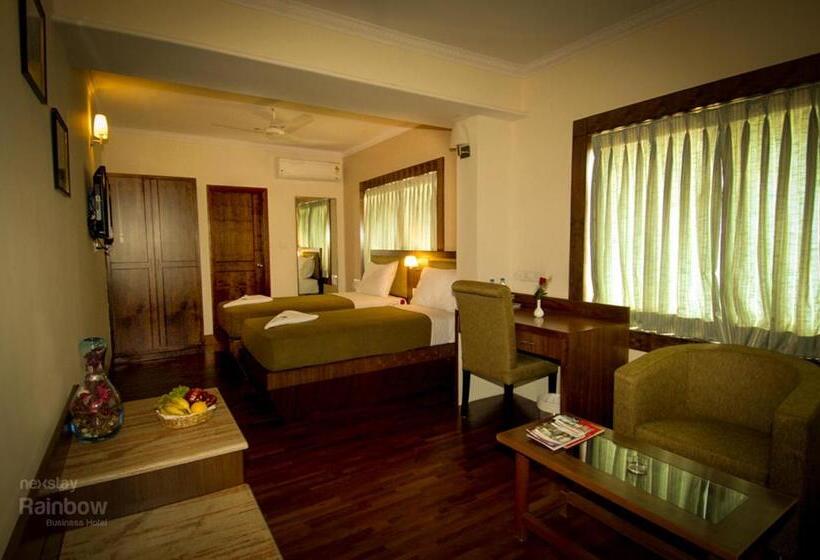 호텔 New Rainbow Business