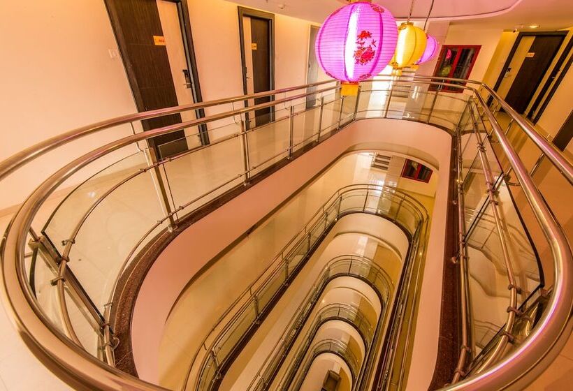 Plazza Hotel , Trichy