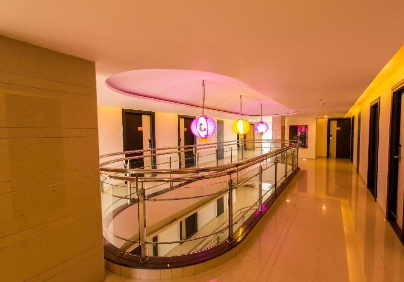 Plazza Hotel , Trichy