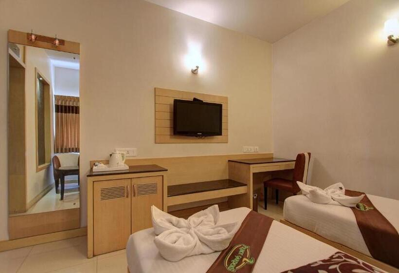 هتل Prince Gardens