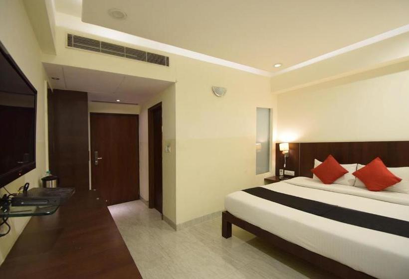 Fabhotel Radiant Star Lalkothi