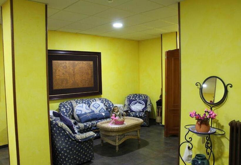 فندق Restaurante Sonsoles