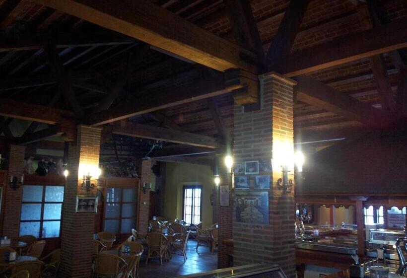 فندق Restaurante Sonsoles