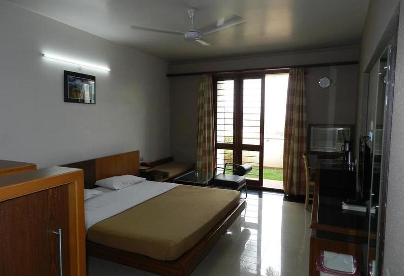 酒店 Rock Regency Hampi