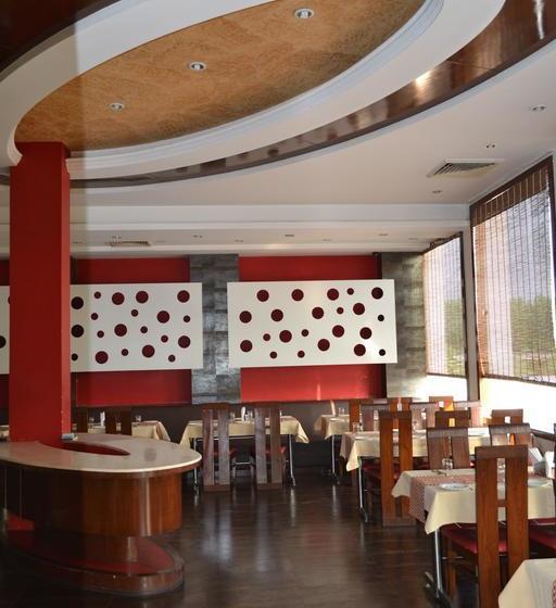 酒店 Sobti Continental