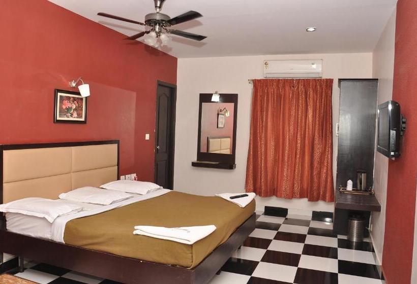 Hotel Sri Arulmuthu Residency