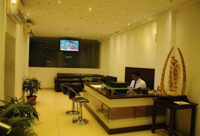 בית מלון כפרי Sri Krishna Residency